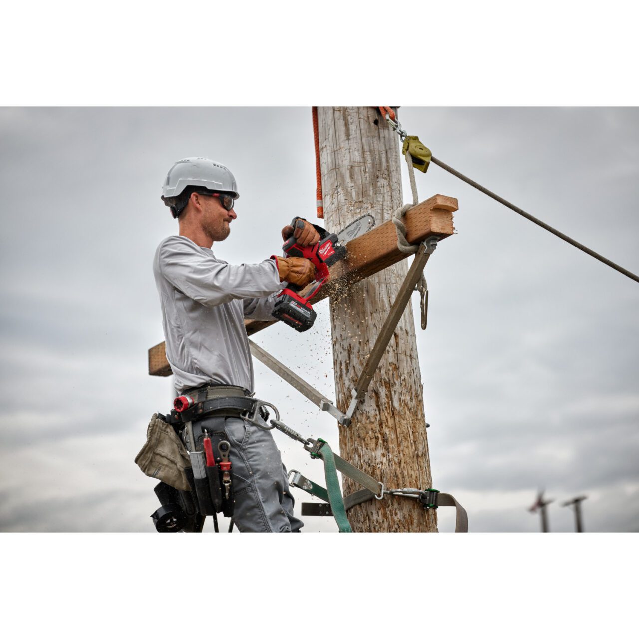 M18 FUEL™ HATCHET™ 8" Pruning Saw (Tool-Only) - Image 6
