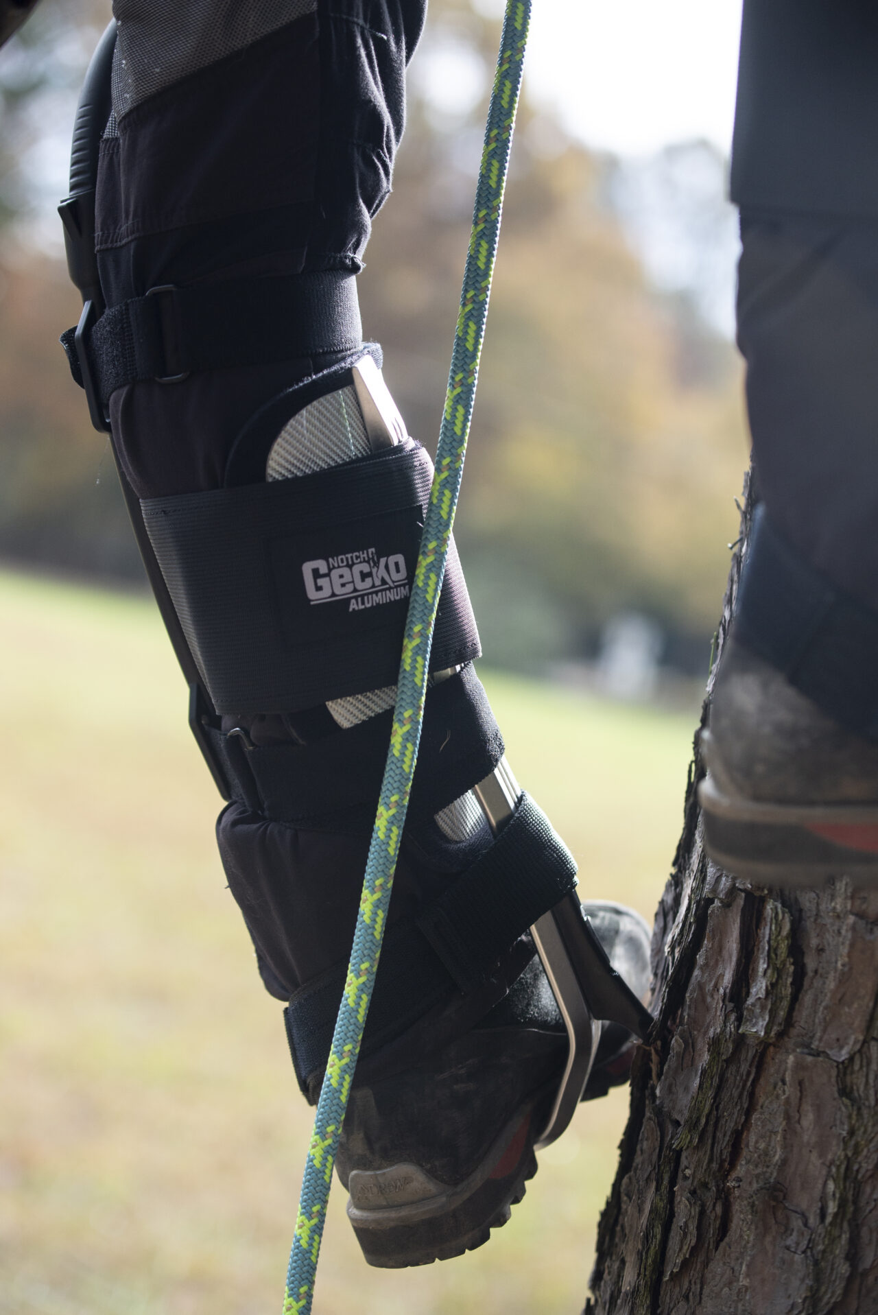 Notch Gecko® Aluminum 2.0 Climbers - Image 10
