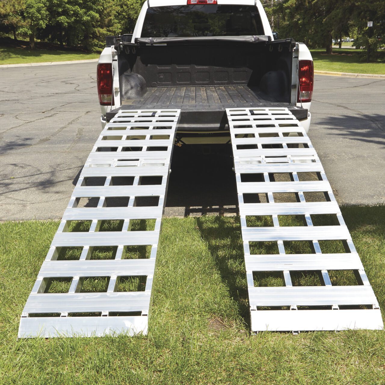 Ultra-Tow Bifold Arched Aluminum Motorcycle Ramp Set, 3000-Lb. Capacity, 8ft.L - Image 3